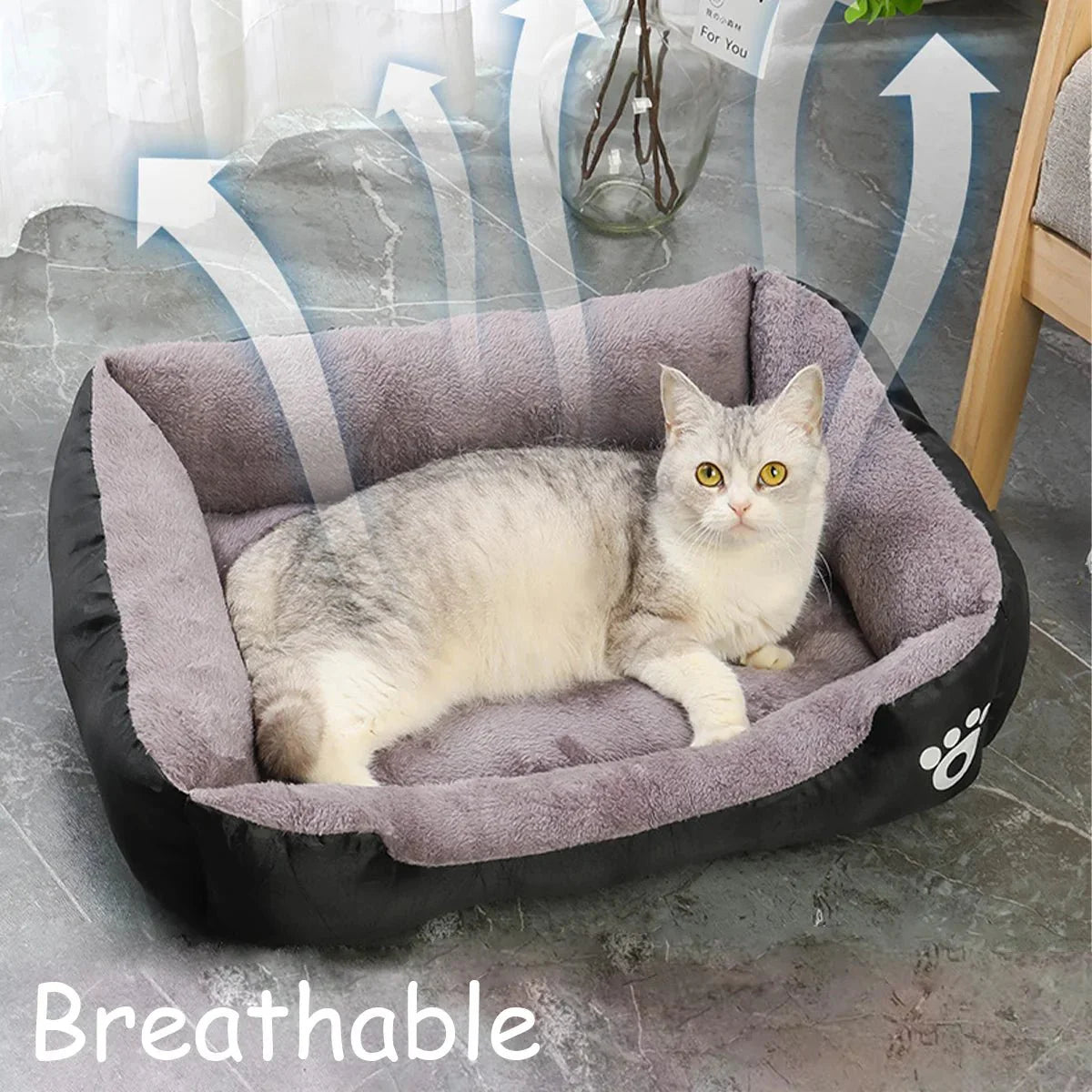 Comfortable Warm Pet Bed for Dogs and Cats